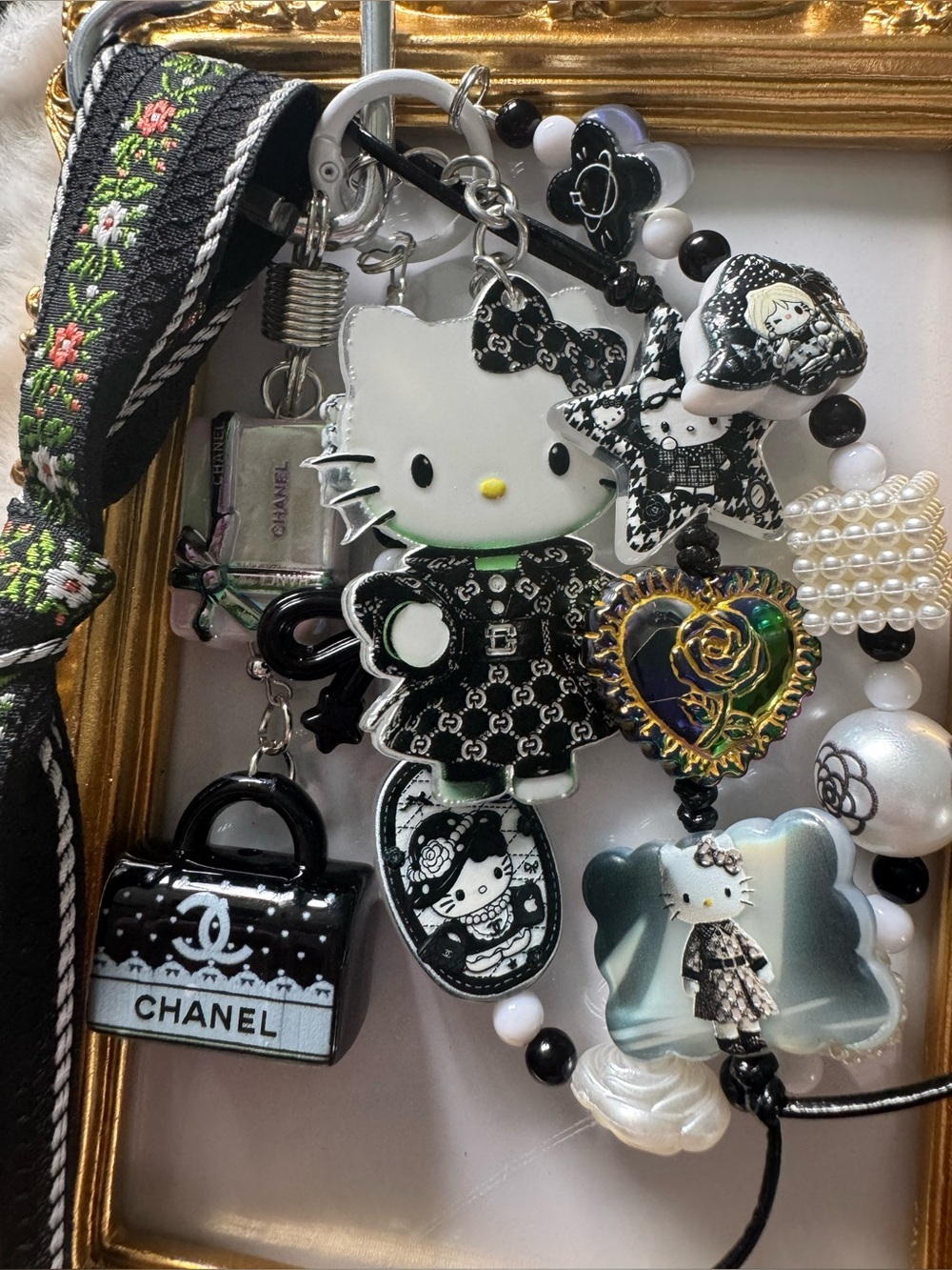 Black and White Hello Kitty Bag Charm